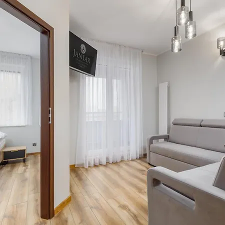 Portowa 18 Etna Polonia -jantar Kołobrzeg