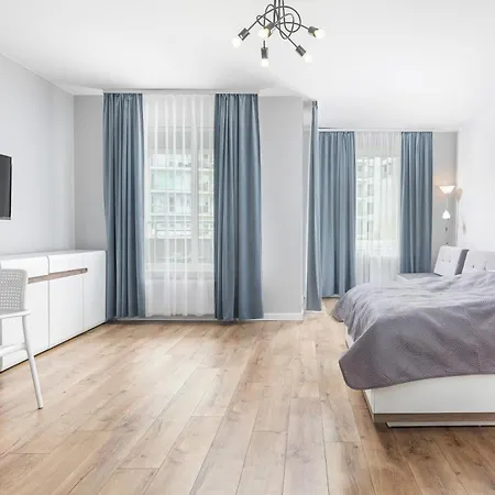 Portowa 18 Etna Polonia -jantar Kolberg