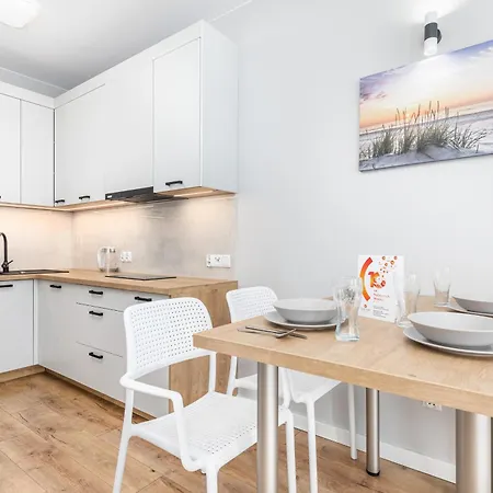 Portowa 18 Etna Polonia -jantar Kolberg