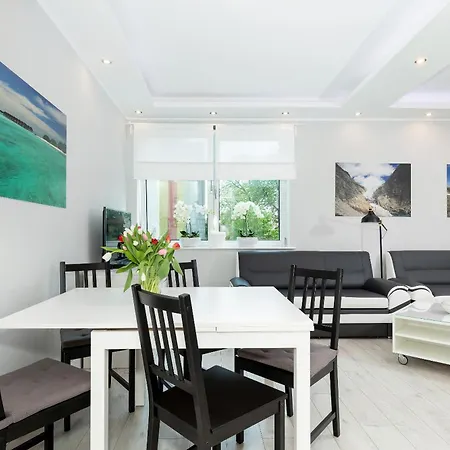 Portowa 18 Etna Polonia -jantar Kolberg