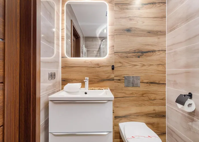 Portowa 18 Etna Polonia -jantar * Kolberg