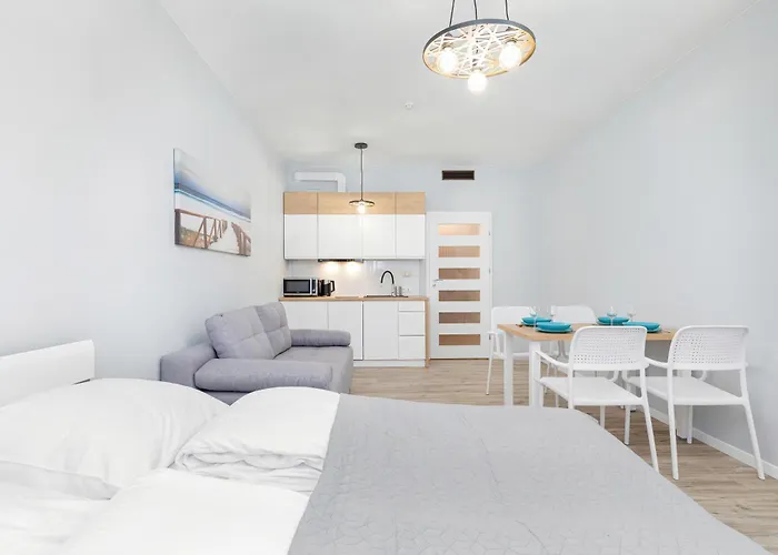 Portowa 18 Etna Polonia -jantar *