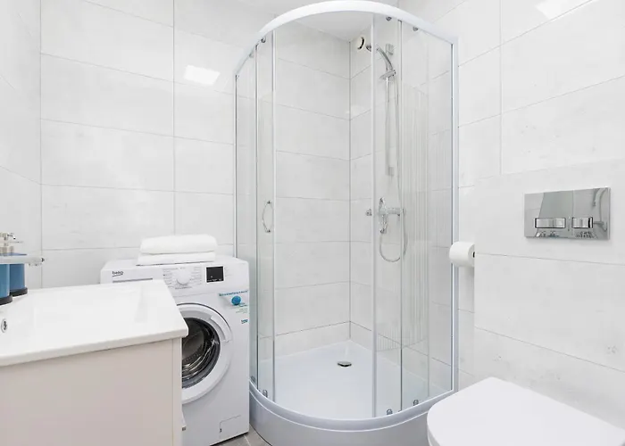 Portowa 18 Etna Polonia -jantar * Kolberg